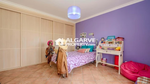 Moradia T3 para Venda em Quelfes