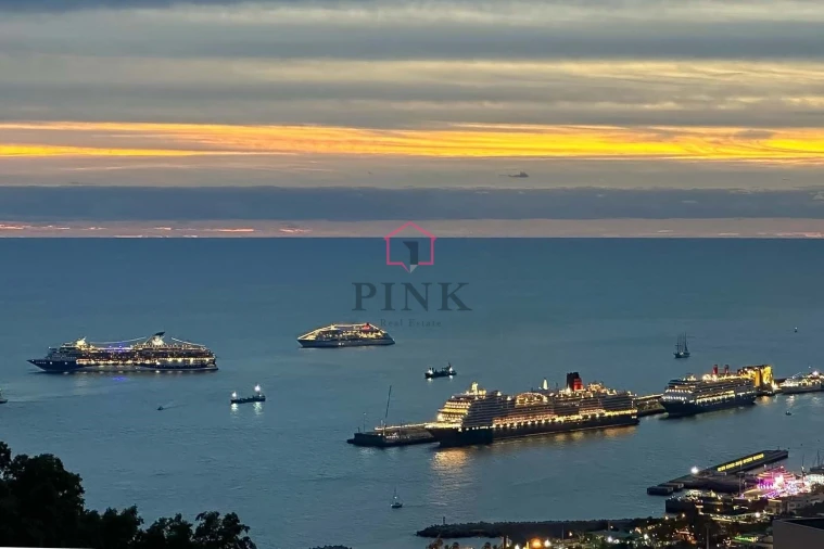 Terreno para Venda em Funchal (Santa Maria Maior)