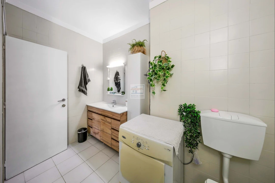 Apartamento T1 para Venda em Alvor Foto 25