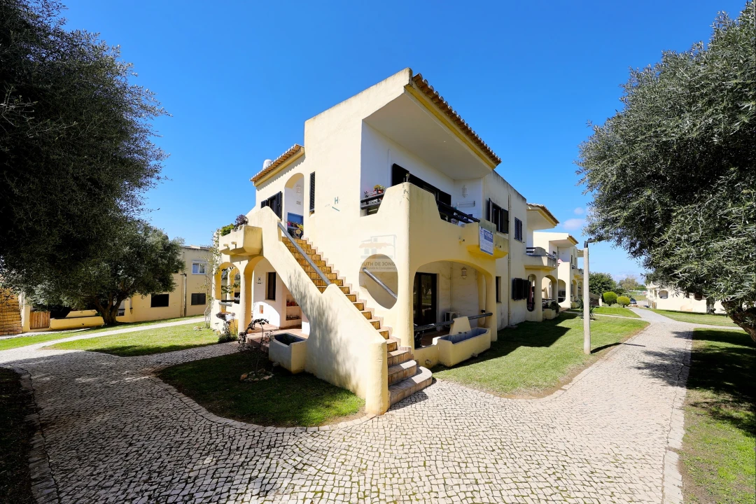 Apartamento T1 para Venda em Alvor Foto 5