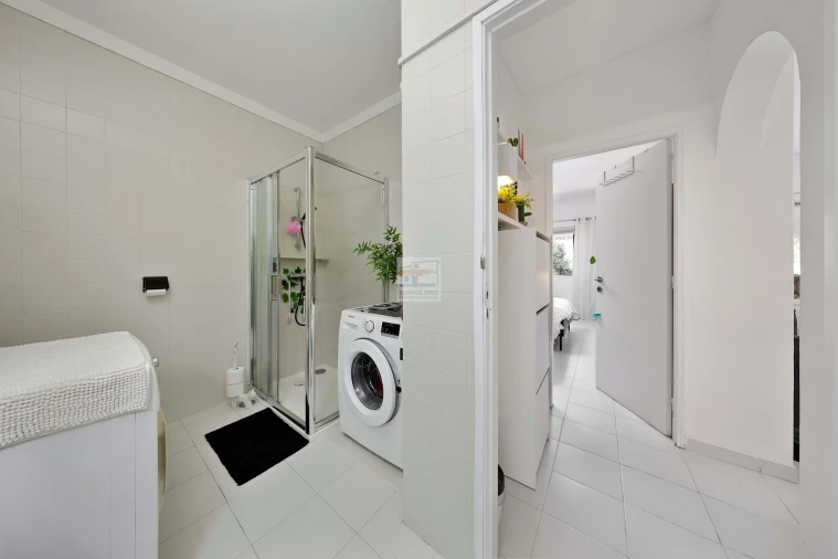 Apartamento T1 para Venda em Alvor Foto 26