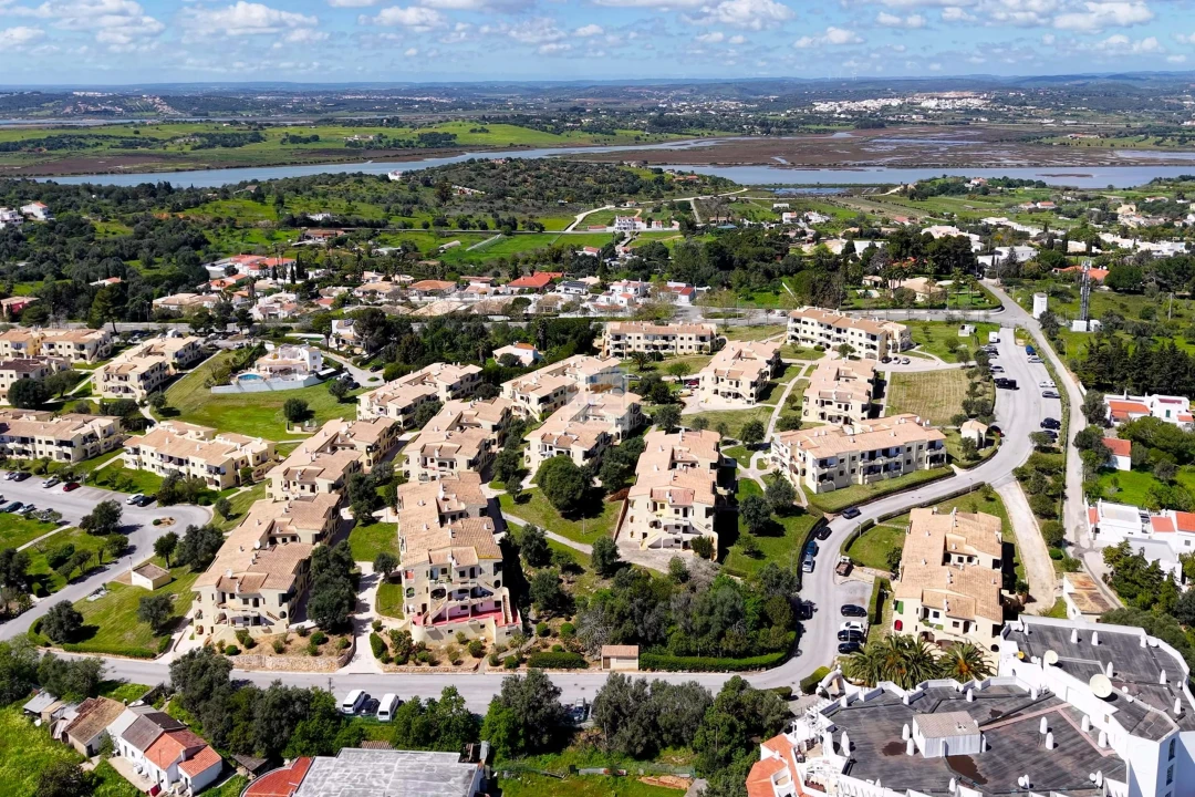 Apartamento T1 para Venda em Alvor Foto 35