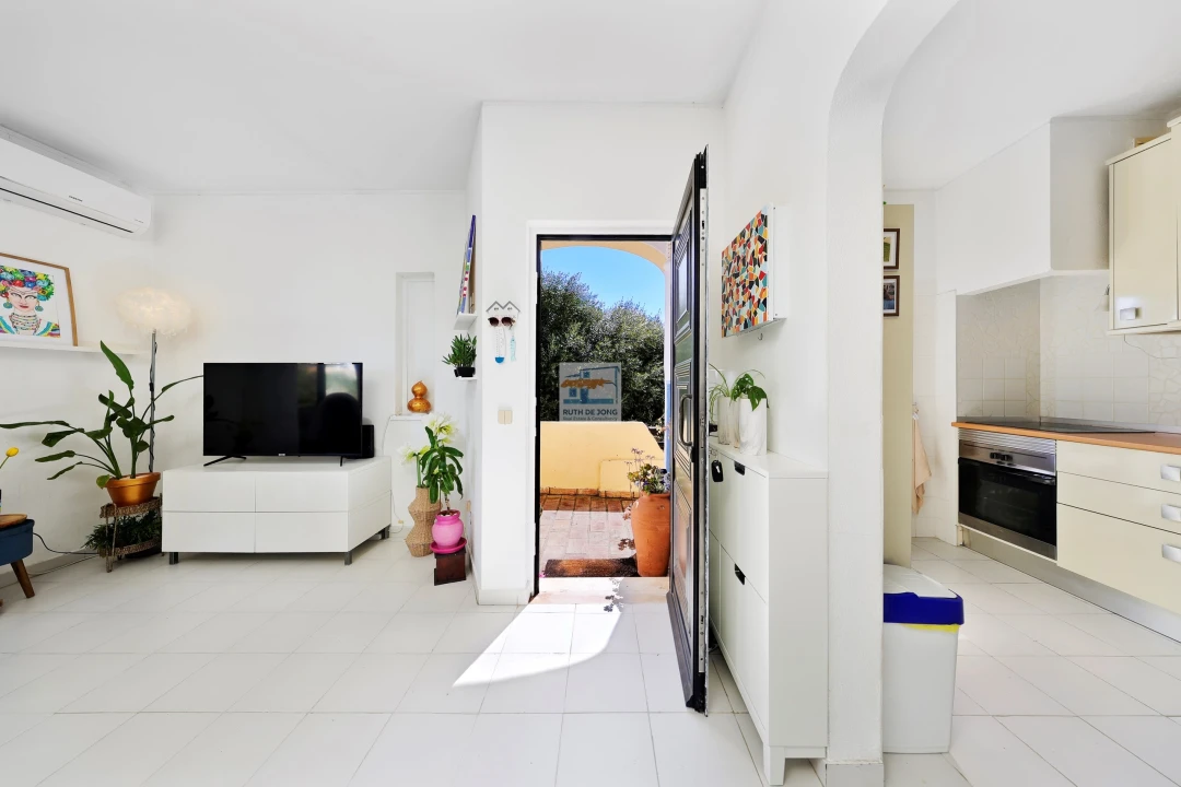 Apartamento T1 para Venda em Alvor Foto 16