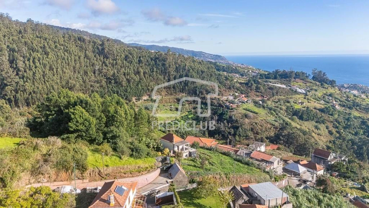 Moradia T2 para Venda em Canhas Foto 19