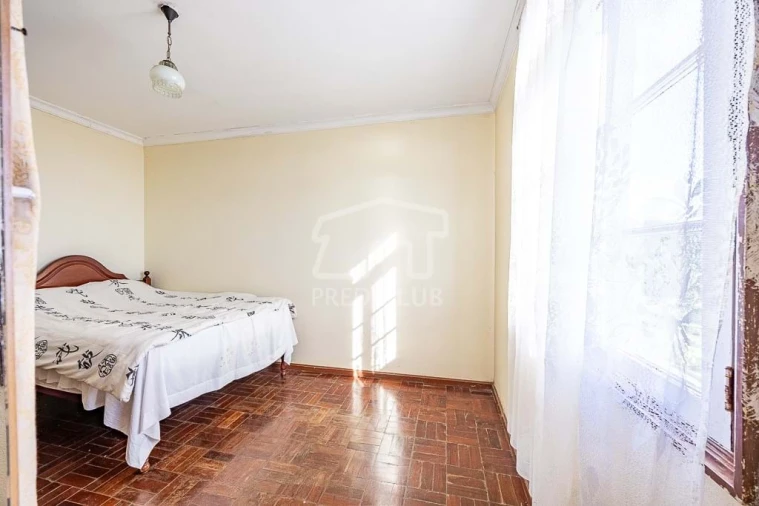 Moradia T2 para Venda em Canhas Foto 7