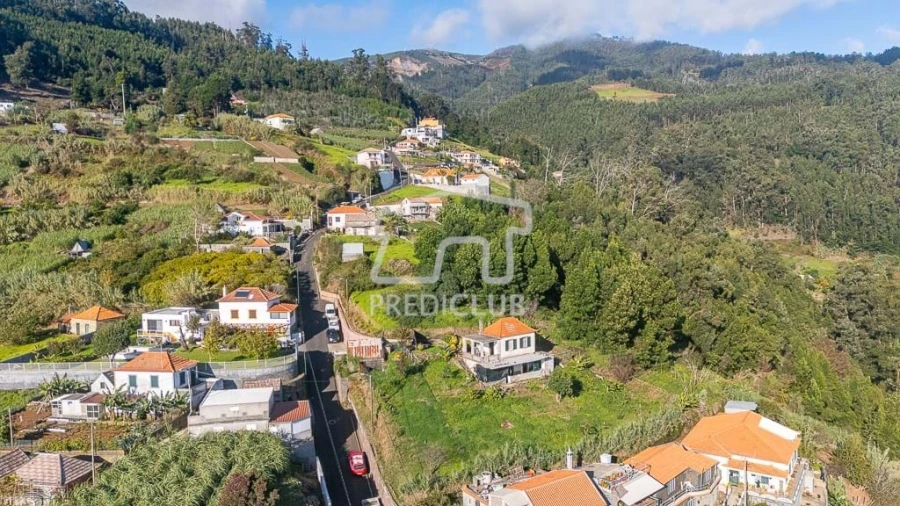 Moradia T2 para Venda em Canhas Foto 17