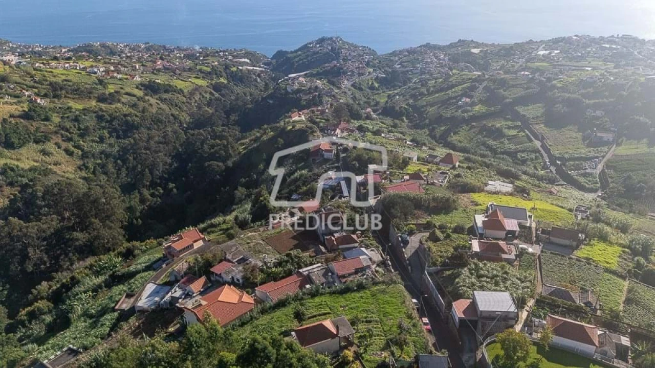 Moradia T2 para Venda em Canhas Foto 20