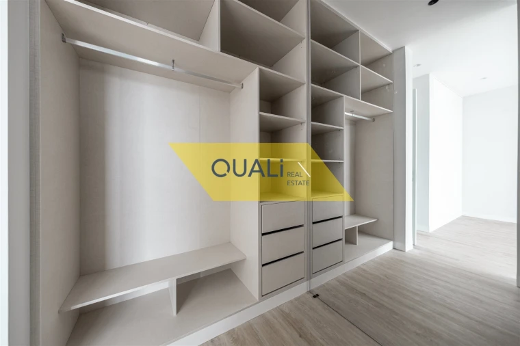 Moradia T3 para Venda em Estreito da Calheta Foto 12