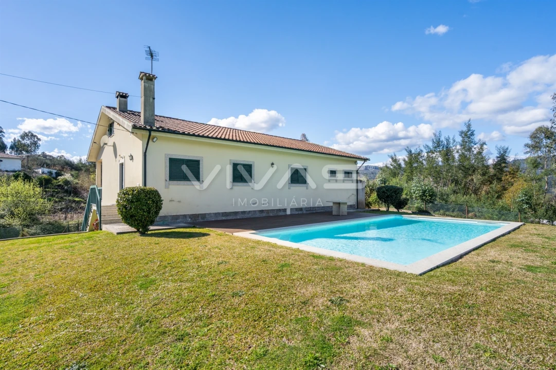 Moradia T3 para Venda em Esqueiros, Nevogilde e Travassós Foto 32