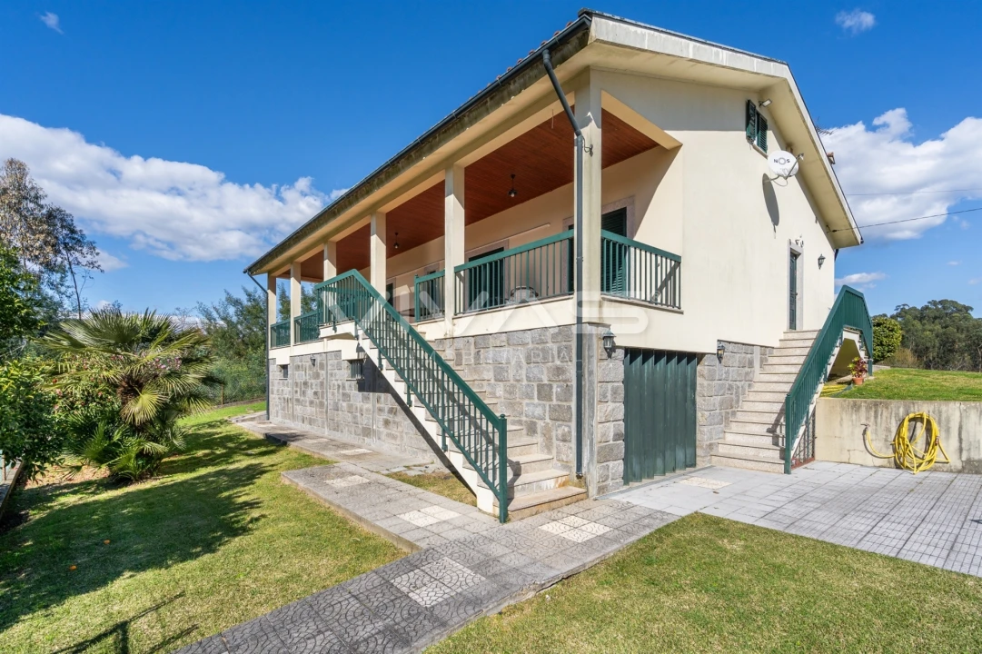 Moradia T3 para Venda em Esqueiros, Nevogilde e Travassós Foto 35