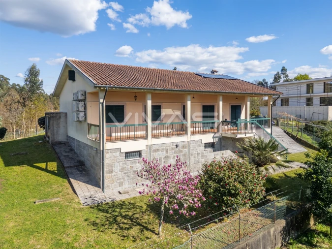 Moradia T3 para Venda em Esqueiros, Nevogilde e Travassós Foto 7