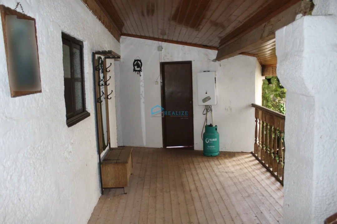 Moradia T6 para Venda em Telões Foto 11