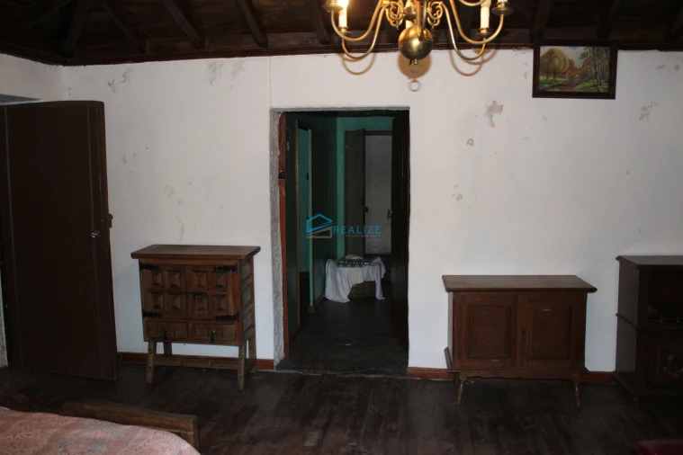 Moradia T6 para Venda em Telões Foto 15