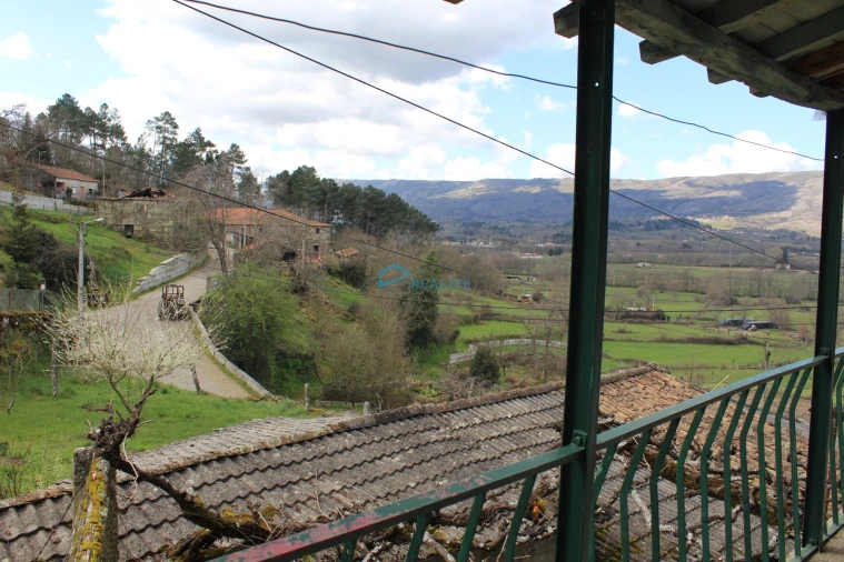 Moradia T6 para Venda em Telões Foto 22