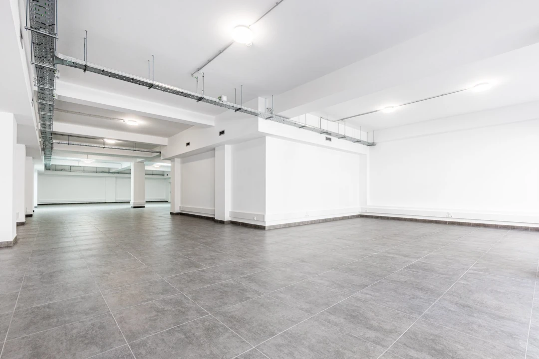 Loja para Arrendamento em Santo António Foto 4