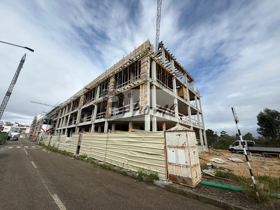 Apartamento T1 para Venda em Corroios Foto 14