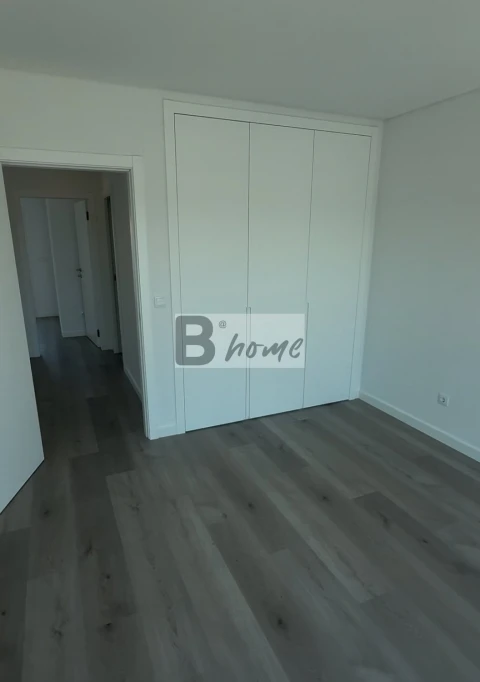 Apartamento T2 para Venda em Corroios