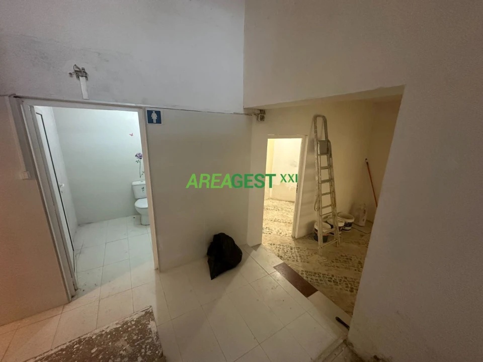 Loja para Venda em Costa da Caparica Foto 11