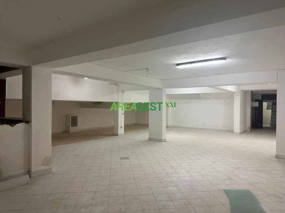 Loja para Venda em Costa da Caparica Foto 13