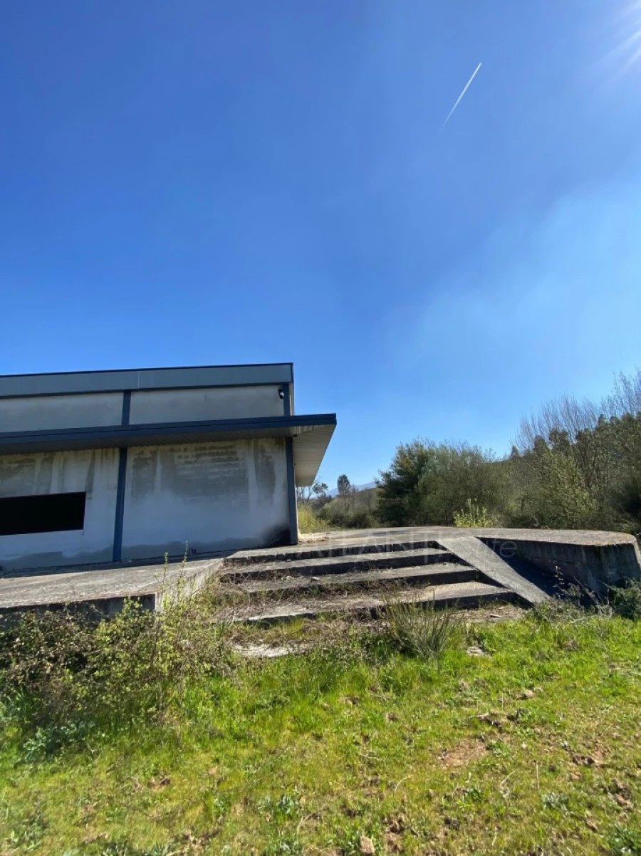 Armazém para Venda em Carragozela e Várzea de Meruge Foto 4