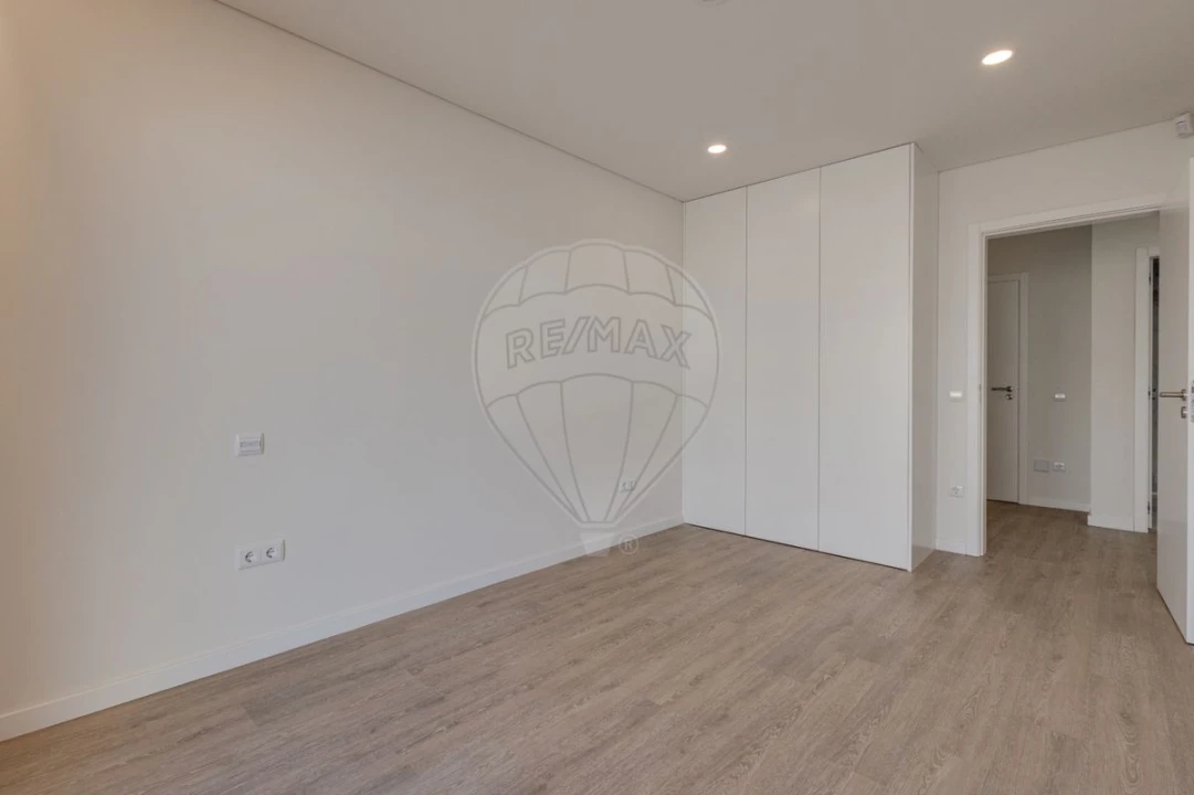 Apartamento T3 para Venda em Gafanha da Encarnação Foto 30