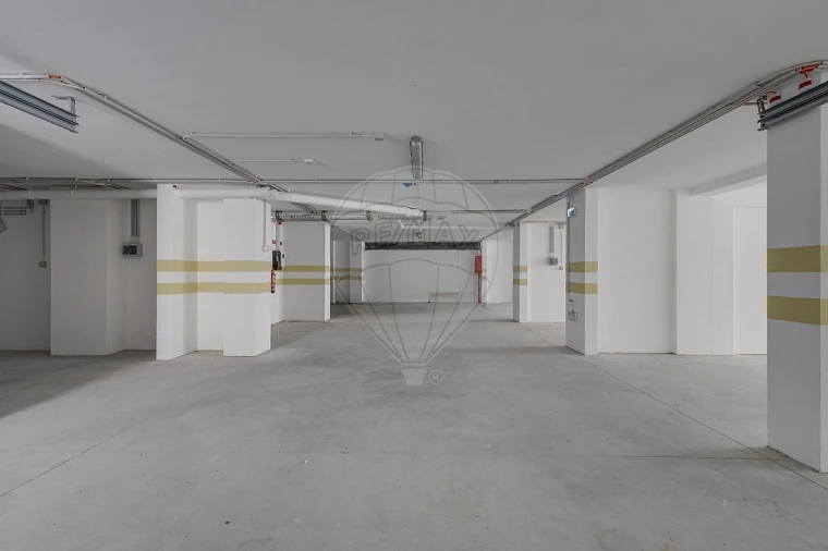 Apartamento T3 para Venda em Gafanha da Encarnação Foto 47
