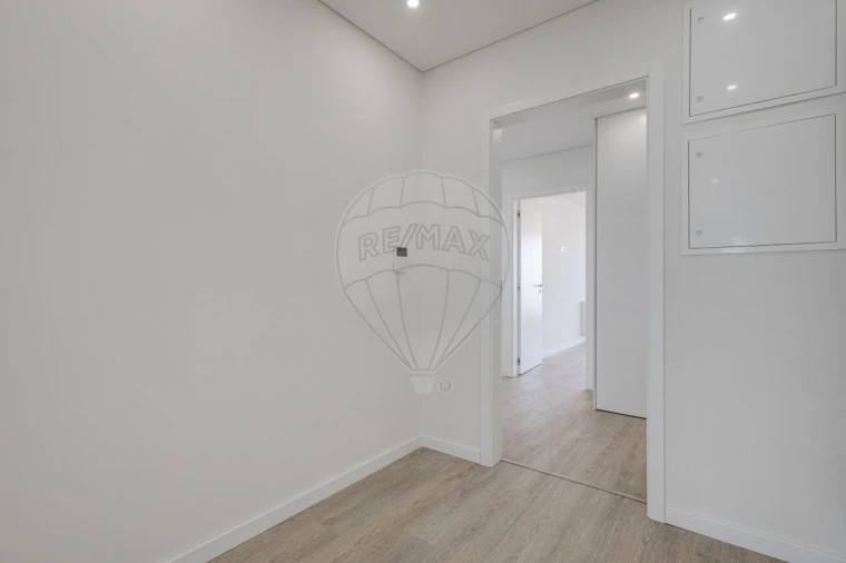 Apartamento T3 para Venda em Gafanha da Encarnação Foto 25