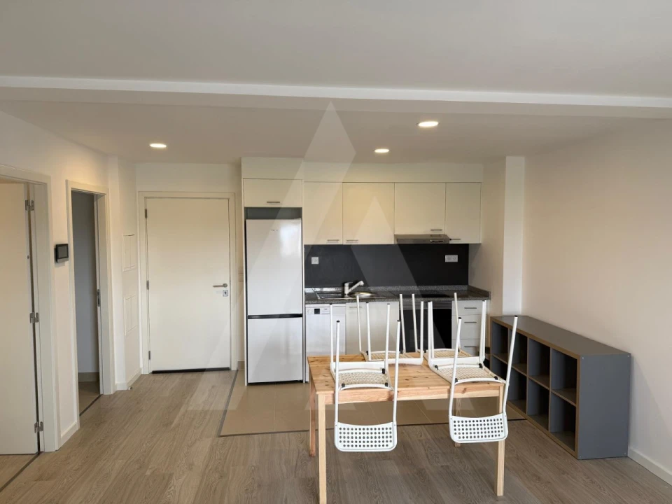 Apartamento T2 para Arrendamento em Aradas Foto 5