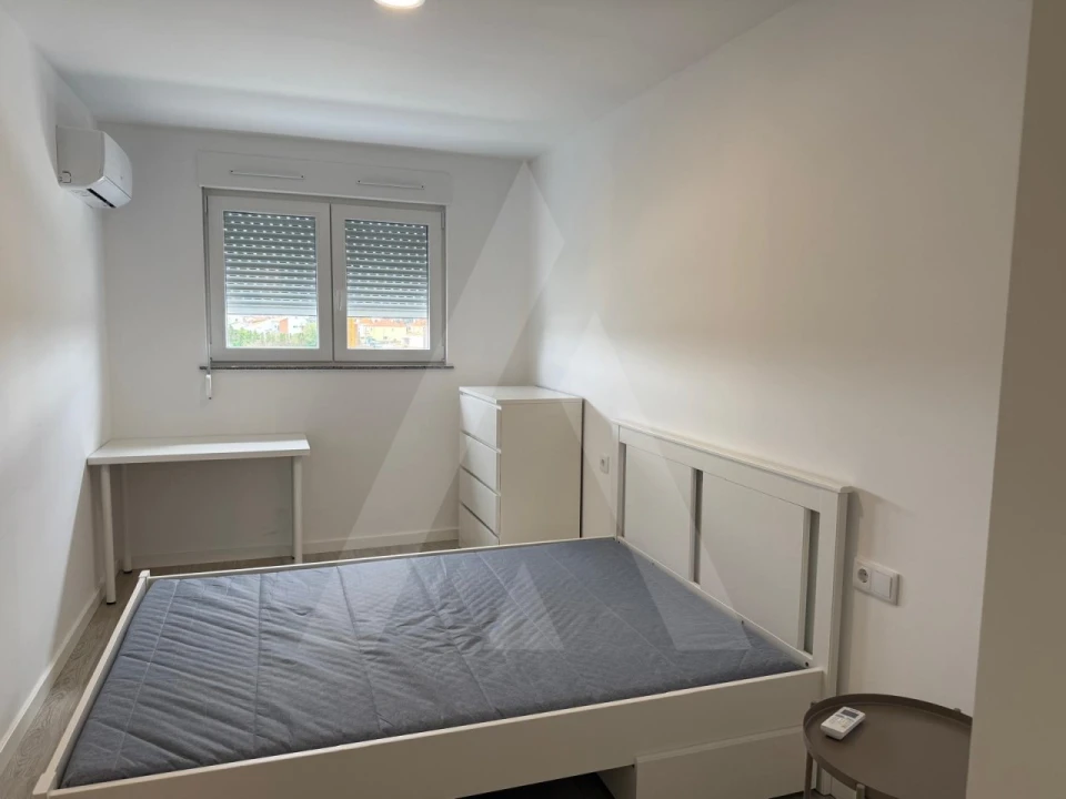 Apartamento T2 para Arrendamento em Aradas Foto 10