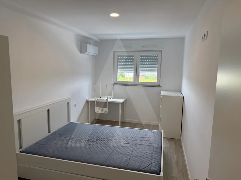 Apartamento T2 para Arrendamento em Aradas Foto 9