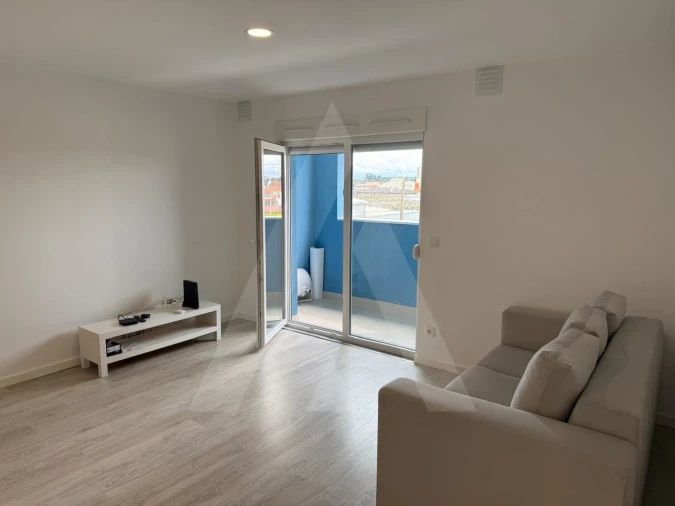 Apartamento T2 para Arrendamento em Aradas Foto 6