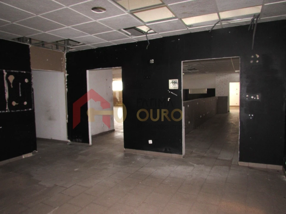 Loja para Venda em Assunção, Ajuda, Salvador e Santo Ildefonso Foto 16