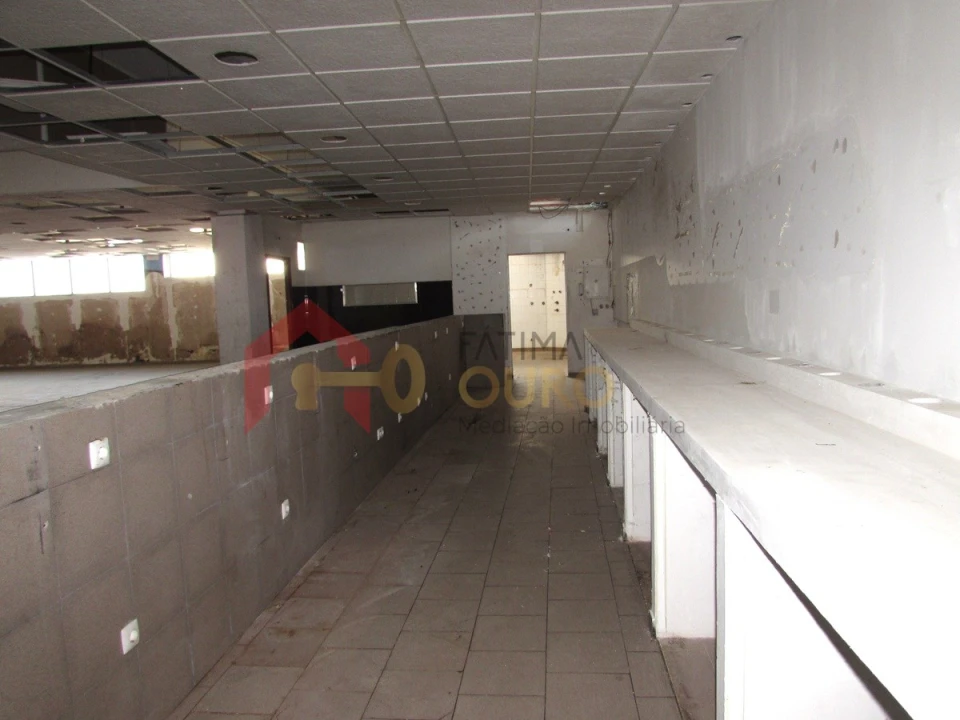 Loja para Venda em Assunção, Ajuda, Salvador e Santo Ildefonso Foto 17