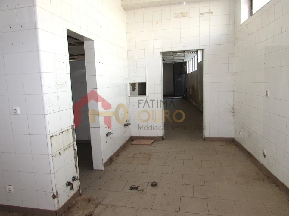 Loja para Venda em Assunção, Ajuda, Salvador e Santo Ildefonso Foto 22