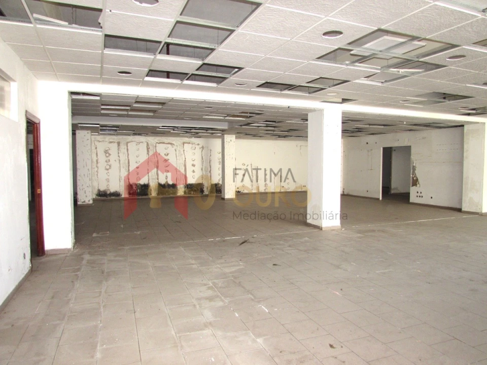 Loja para Venda em Assunção, Ajuda, Salvador e Santo Ildefonso Foto 26