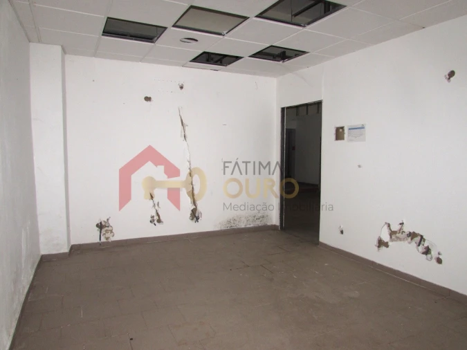 Loja para Venda em Assunção, Ajuda, Salvador e Santo Ildefonso Foto 14