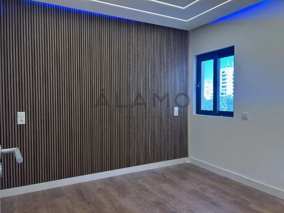 Apartamento T2 para Venda em Quarteira Foto 5