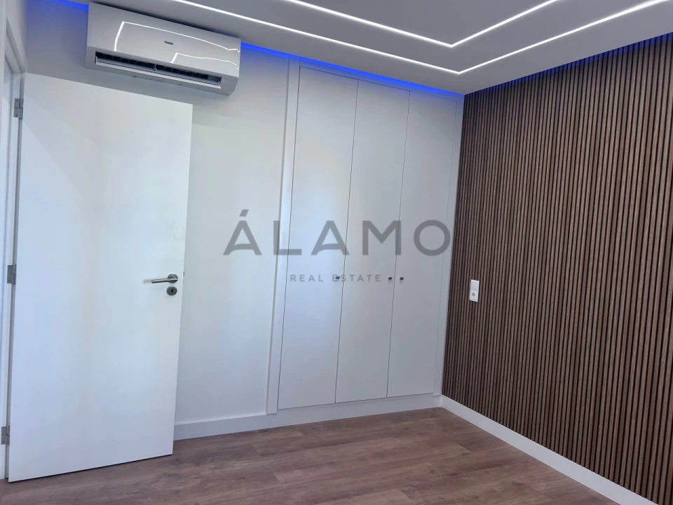 Apartamento T2 para Venda em Quarteira Foto 9