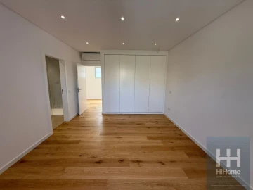 Moradia T3 para Venda em São Martinho