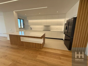 Moradia T3 para Venda em São Martinho