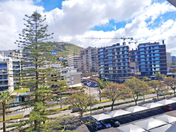 Apartamento T3 para Venda em São Martinho Foto 32