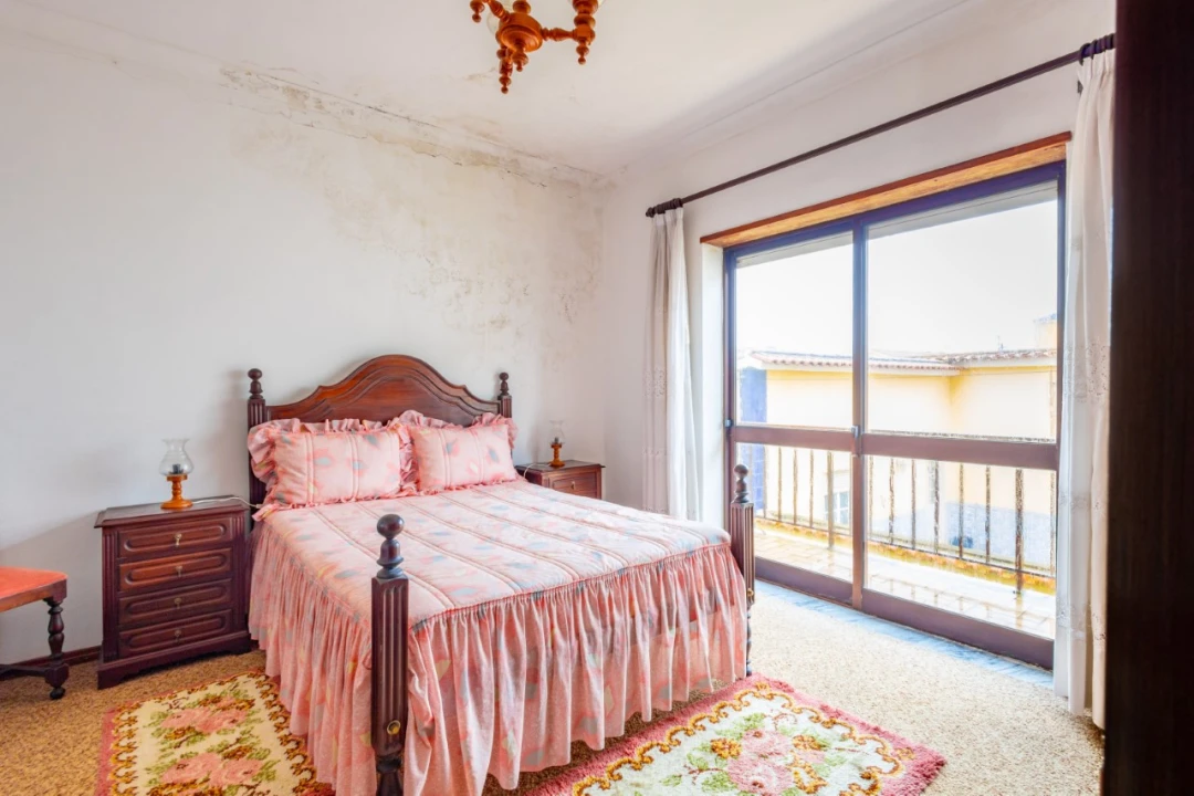 Moradia T6 para Venda em São Pedro Foto 5