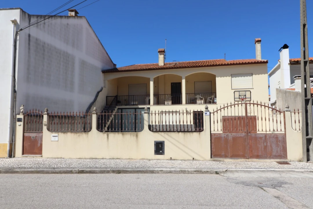 Moradia T6 para Venda em São Pedro Foto 18