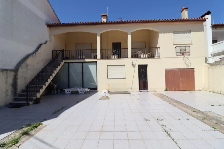 Moradia T6 para Venda em São Pedro Foto 19