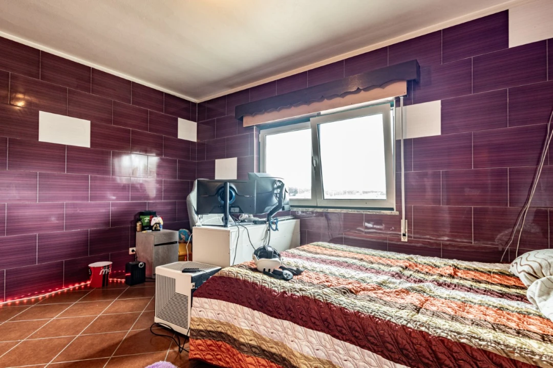 Moradia T4 para Venda em Marinha das Ondas Foto 14