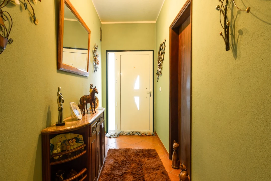 Moradia T4 para Venda em Marinha das Ondas Foto 20