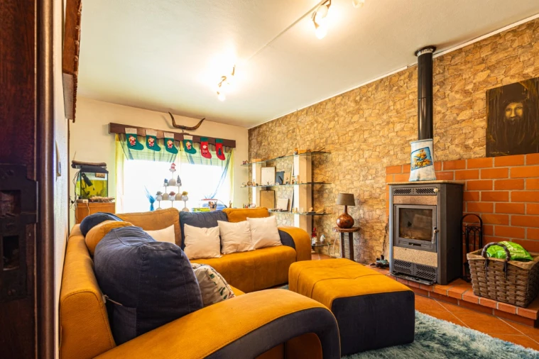 Moradia T4 para Venda em Marinha das Ondas Foto 2