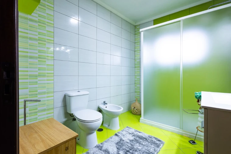 Moradia T4 para Venda em Marinha das Ondas Foto 10