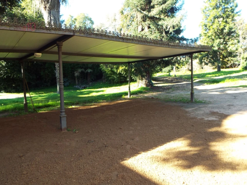 Moradia T8 para Venda em Assunção, Ajuda, Salvador e Santo Ildefonso Foto 24