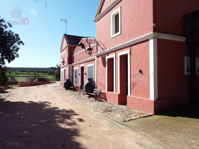 Moradia T8 para Venda em Assunção, Ajuda, Salvador e Santo Ildefonso Foto 88